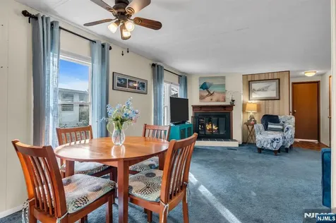 44 Nancy Lane Barnegat NJ 08005
