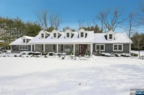 320 Long Bow Drive Franklin Lakes NJ 07417