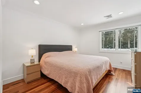 320 Long Bow Drive Franklin Lakes NJ 07417