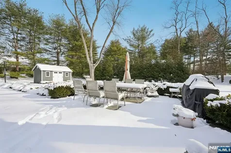 320 Long Bow Drive Franklin Lakes NJ 07417