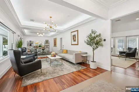 320 Long Bow Drive Franklin Lakes NJ 07417