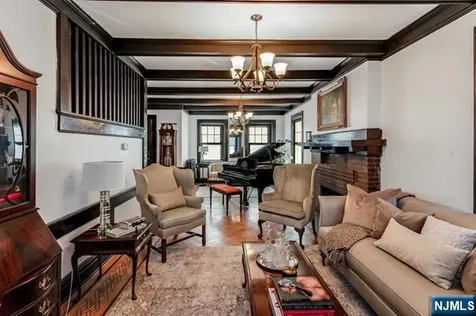 408-410 Clifton Avenue Newark NJ 07104