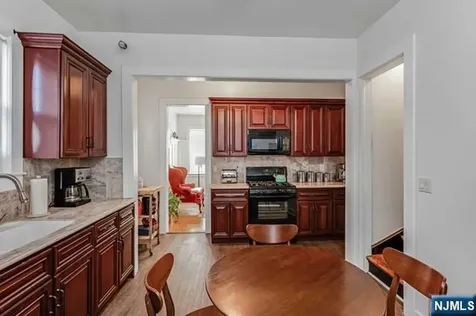408-410 Clifton Avenue Newark NJ 07104