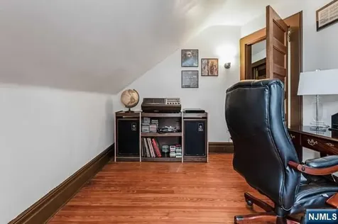 408-410 Clifton Avenue Newark NJ 07104