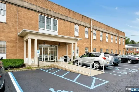 1033 Clifton Avenue Clifton NJ 07013