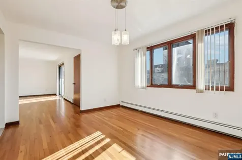 407 Jane Street Fort Lee NJ 07024