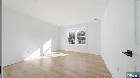 4 Hilltop Way Essex Fells NJ 07021