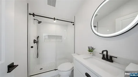 4 Hilltop Way Essex Fells NJ 07021