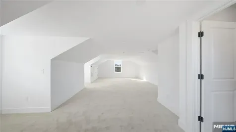 4 Hilltop Way Essex Fells NJ 07021