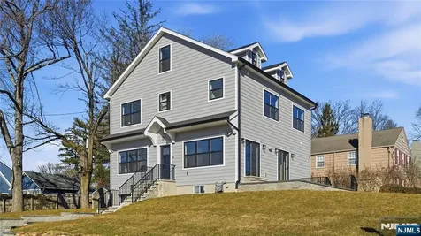 4 Hilltop Way Essex Fells NJ 07021