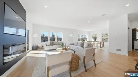 4 Hilltop Way Essex Fells NJ 07021