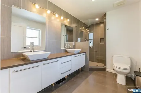 37 New Street Cresskill NJ 07626