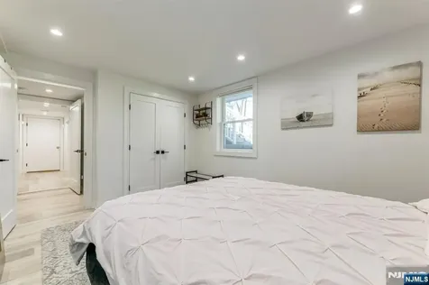 37 New Street Cresskill NJ 07626