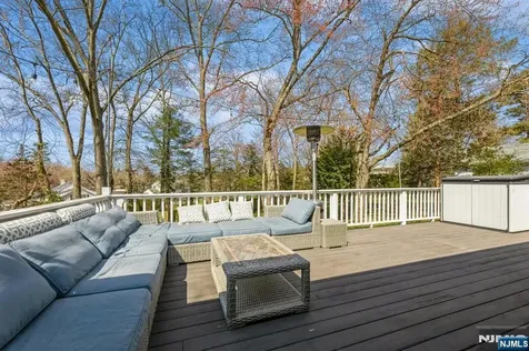 37 New Street Cresskill NJ 07626