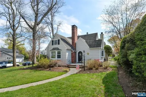 130 Glenwood Road Ridgewood NJ 07450