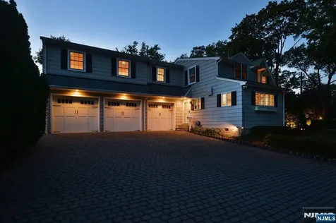 130 Glenwood Road Ridgewood NJ 07450