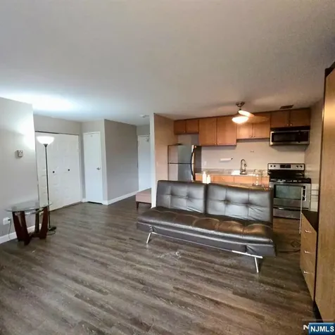 199 Bergen Turnpike Ridgefield Park NJ 07660