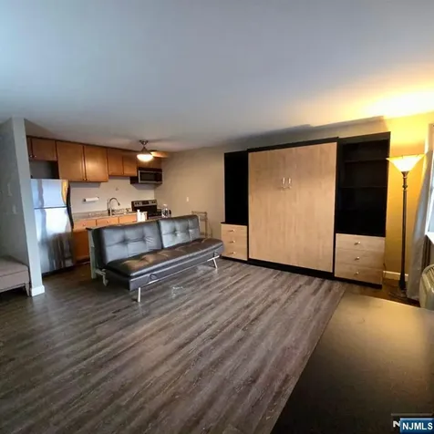 199 Bergen Turnpike Ridgefield Park NJ 07660