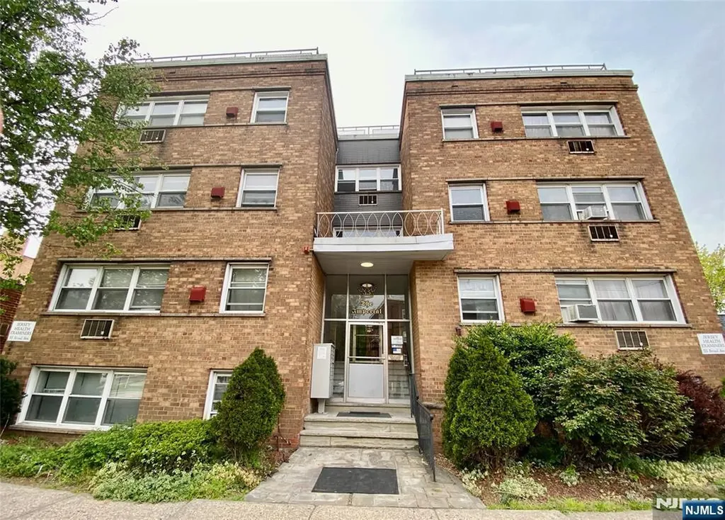55 Broad Avenue Palisades Park NJ 07650