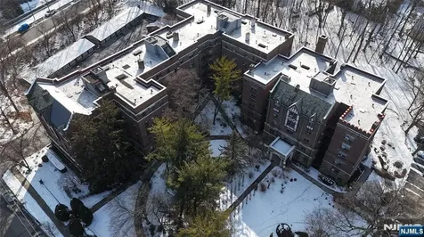 100 Palisade Avenue Englewood NJ 07631