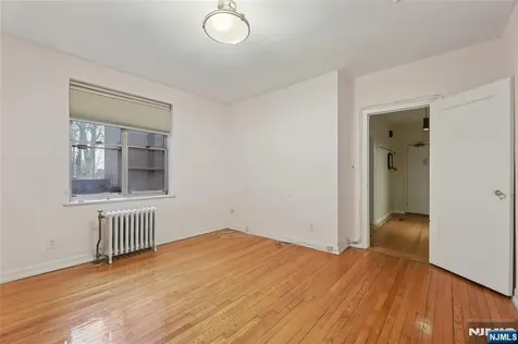 100 Palisade Avenue Englewood NJ 07631