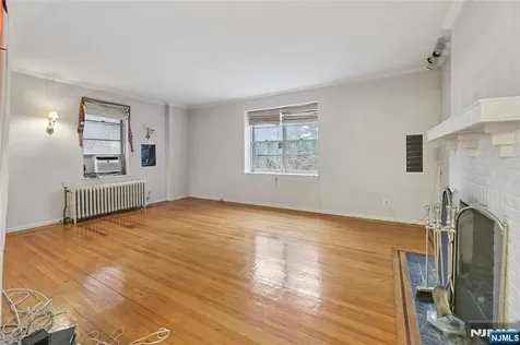 100 Palisade Avenue Englewood NJ 07631