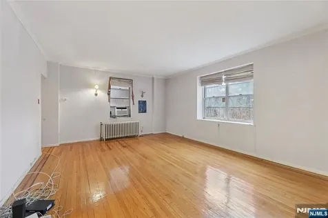 100 Palisade Avenue Englewood NJ 07631