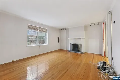 100 Palisade Avenue Englewood NJ 07631