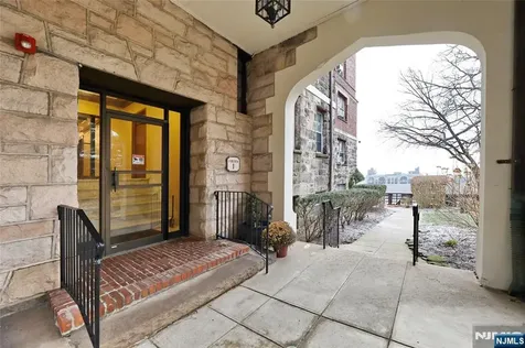 100 Palisade Avenue Englewood NJ 07631