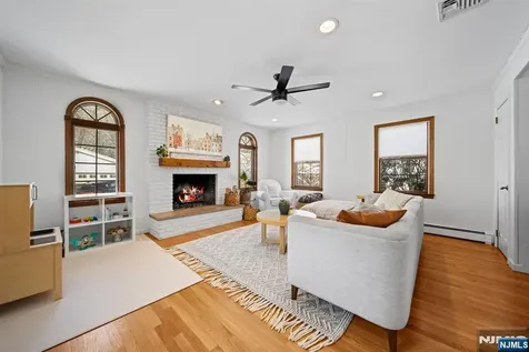 367 Van Winkle Avenue Hawthorne NJ 07506