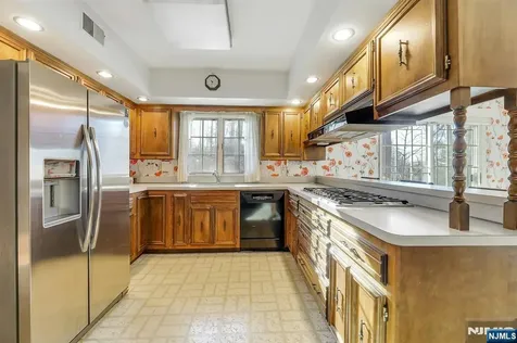 32 Litchfield Way Alpine NJ 07620