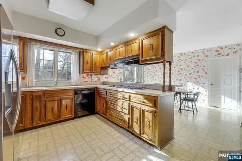 32 Litchfield Way Alpine NJ 07620