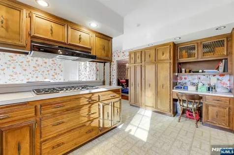 32 Litchfield Way Alpine NJ 07620