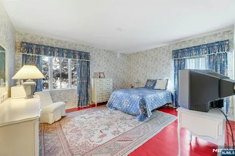 32 Litchfield Way Alpine NJ 07620