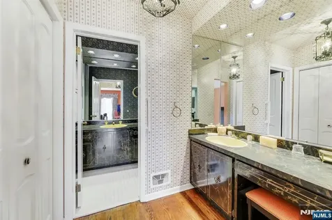 32 Litchfield Way Alpine NJ 07620