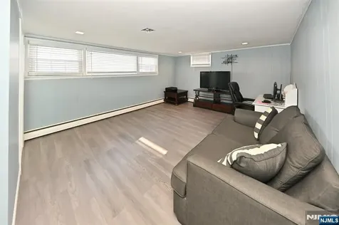 614 Mountain Avenue Twp Of Washington NJ 07676
