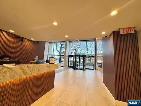 1203 River Road Edgewater NJ 07020