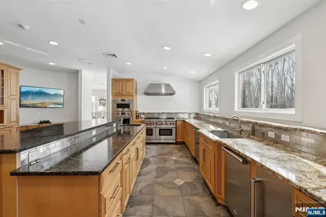 20 Mount Pleasant Road Mendham Township NJ 07960