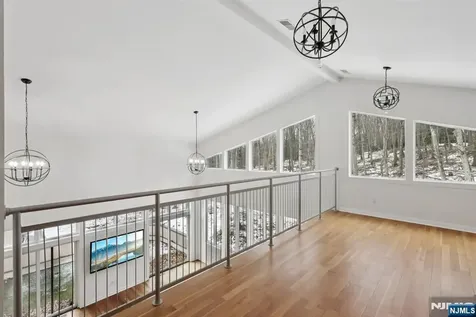 20 Mount Pleasant Road Mendham Township NJ 07960