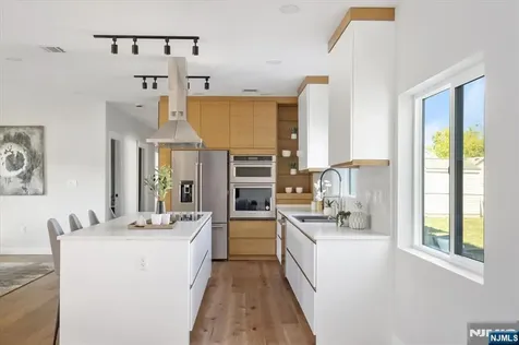 27 Sullivan Drive Emerson NJ 07630