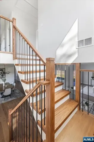 27 Sullivan Drive Emerson NJ 07630