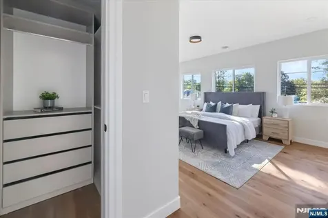 27 Sullivan Drive Emerson NJ 07630