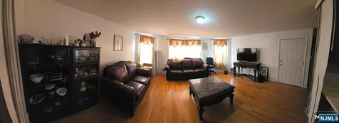 28 Clinton Place Newark NJ 07108