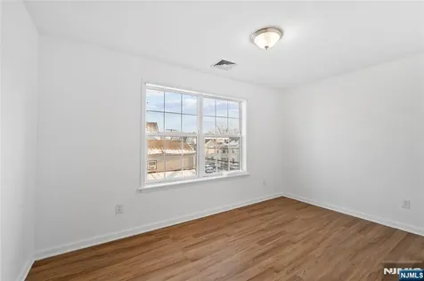 110 Redwood Avenue Paterson NJ 07522