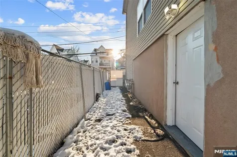 110 Redwood Avenue Paterson NJ 07522
