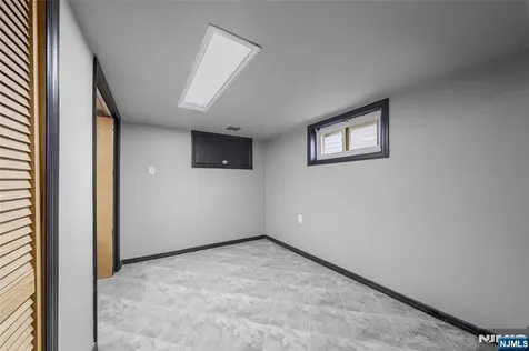 185 Larch Avenue Teaneck NJ 07666