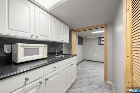 185 Larch Avenue Teaneck NJ 07666