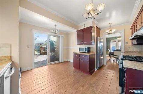 185 Larch Avenue Teaneck NJ 07666