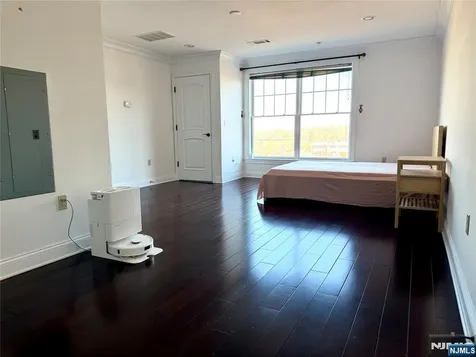 4101 Piermont Tenafly NJ 07670