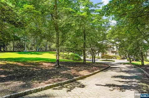 15 N Church Road Saddle River NJ 07458